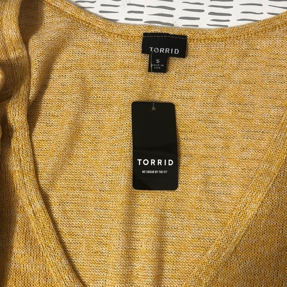 Torrid top in yellow 5 - Picture 2 of 9